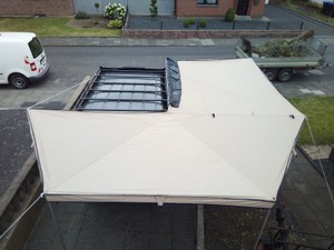 30074345dl.jpg